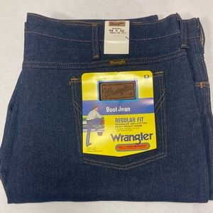 Mens Wrangler Boot Jeans. New with tags. 46 X 32